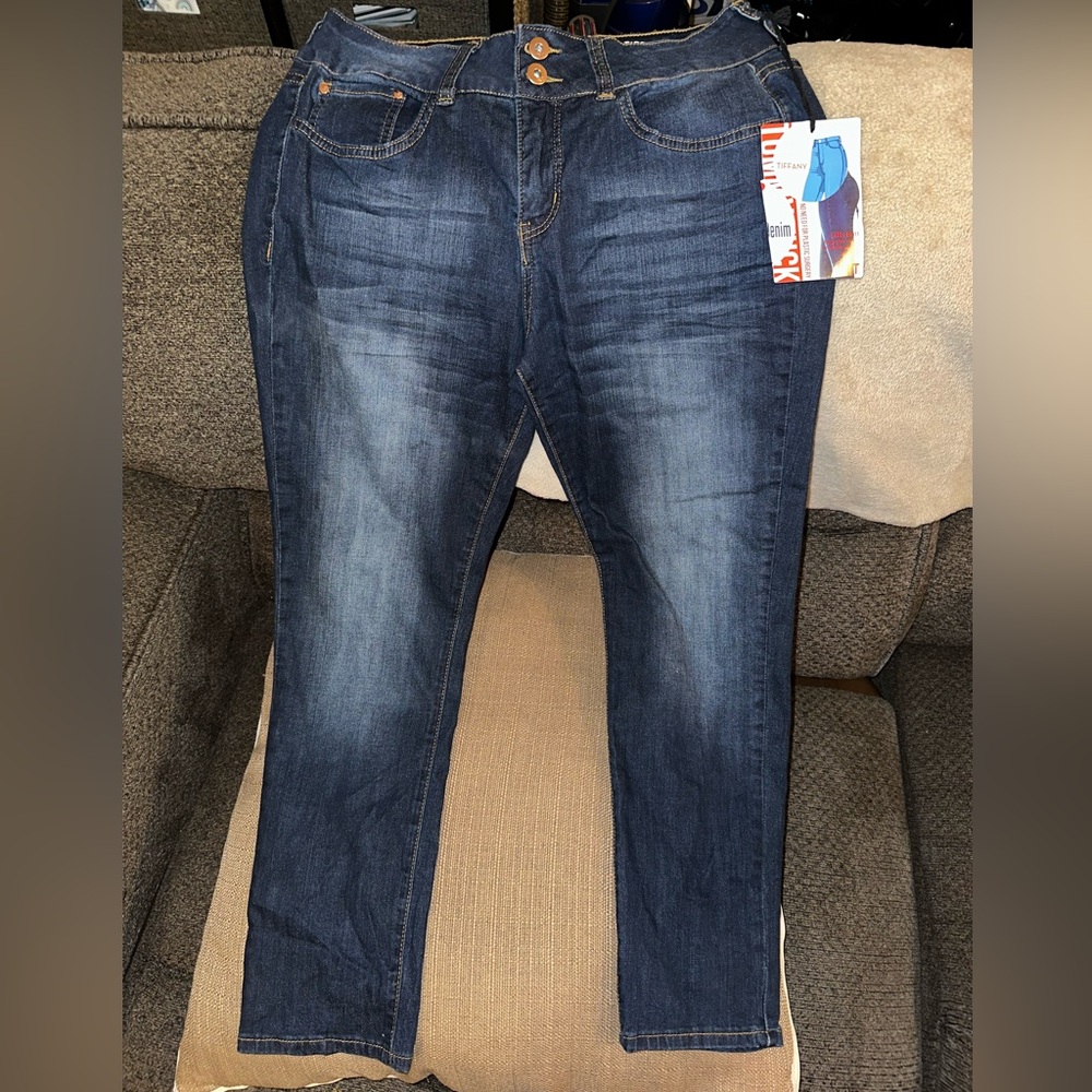 Tiffany Skinny It jeans Dark Blue Wash Size 12